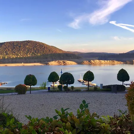 罗根兰德金环酒店 酒店 4*