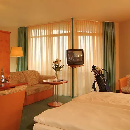 Hotel Ringhotel Roggenland 4*