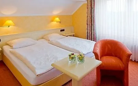 Ringhotel Roggenland 4*